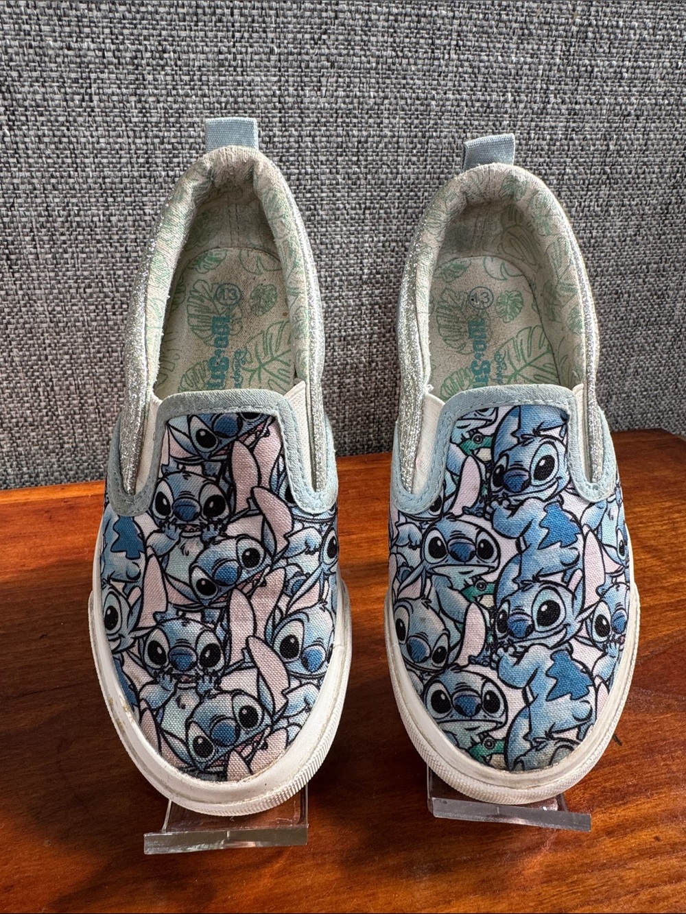 Girls Size 13 Slip-On Sneakers Disney Cartoon Lilo & Stitch Print